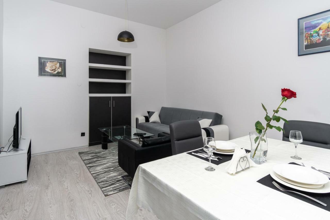 Apartman Ambasador Zagreb Exterior photo